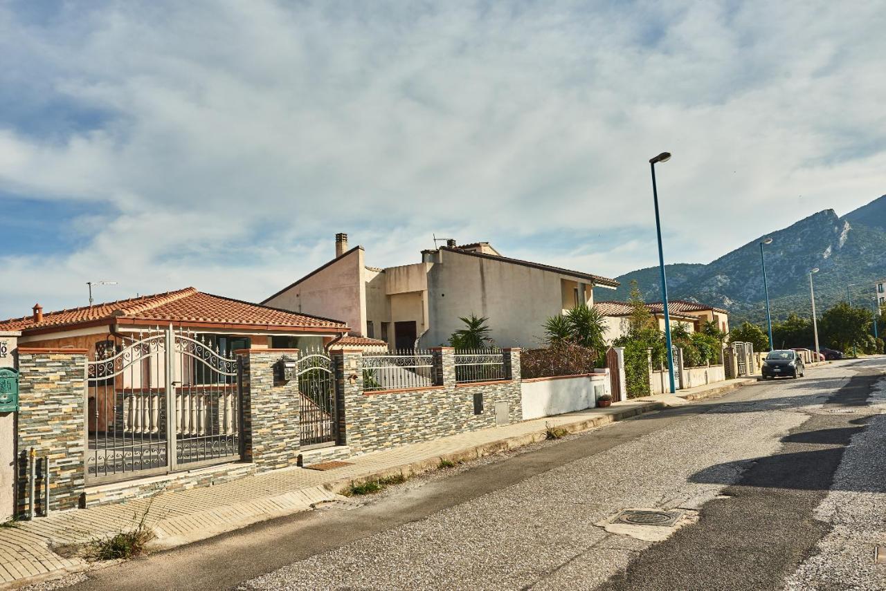 Villetta Vista Mare Cala Gonone Exteriér fotografie